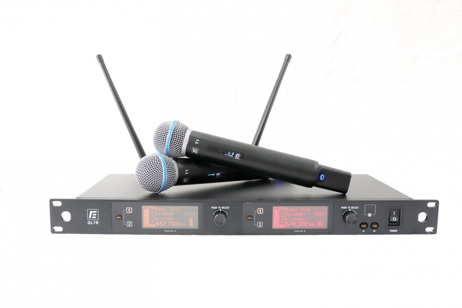 RFIntell QL7R/T1-B 720,500-754,000 МГц 2-канальная радиосистема с 2-мя ручными микрофонами в Кировской области